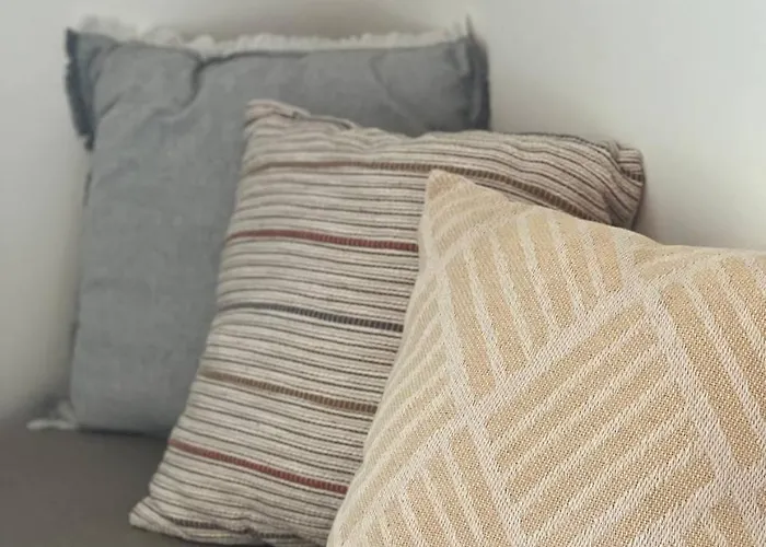 Apartman Urban Nest On Tyrsova 7 - Near Ip Pavlova Metro *