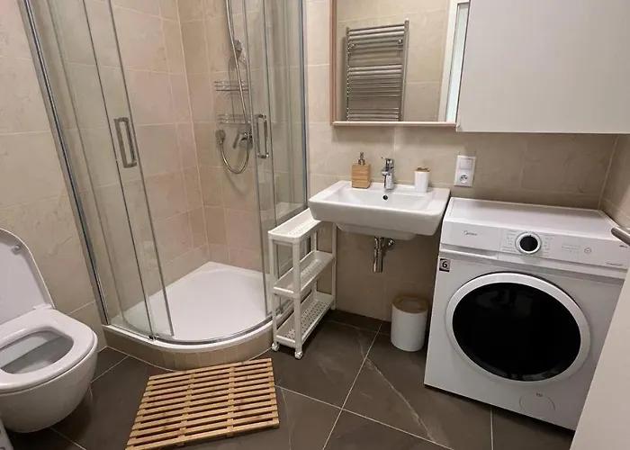 Apartman Urban Nest On Tyrsova 7 - Near Ip Pavlova Metro Prága