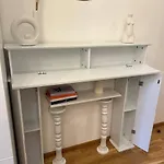 Urban Nest On Tyrsova 7 - Near Ip Pavlova Metro דירה *
