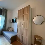 Urban Nest On Tyrsova 7 - Near Ip Pavlova Metro