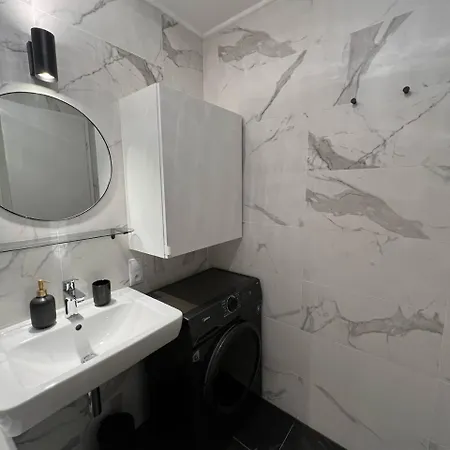 Urban Nest On Tyrsova 7 - Near Ip Pavlova Metro Appartement Prague